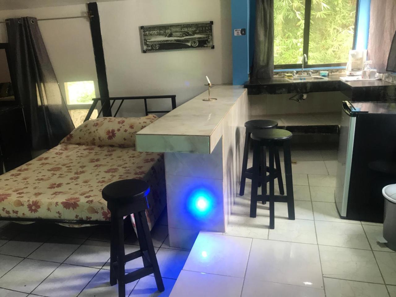 Cabinas Cafe Del Mar Hotel Vườn quốc gia Vườn quốc gia Manuel Antonio Ngoại thất bức ảnh