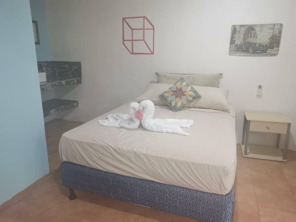 Cabinas Cafe Del Mar Hotel Vườn quốc gia Vườn quốc gia Manuel Antonio Ngoại thất bức ảnh